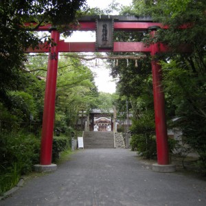 日根神社